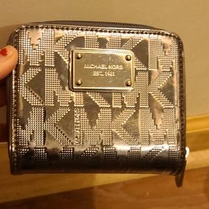 Michael kors wallet
